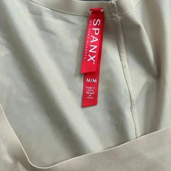 Spanx Open Bust Mid Thigh Bodysuit Tan Stretchy NWOT Size M - Picture 4 of 5